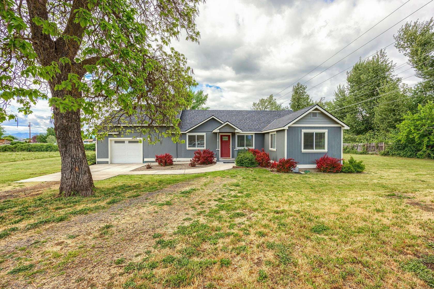 2.9 Acres of Residential Land with Home for Sale in Central Point, Oregon