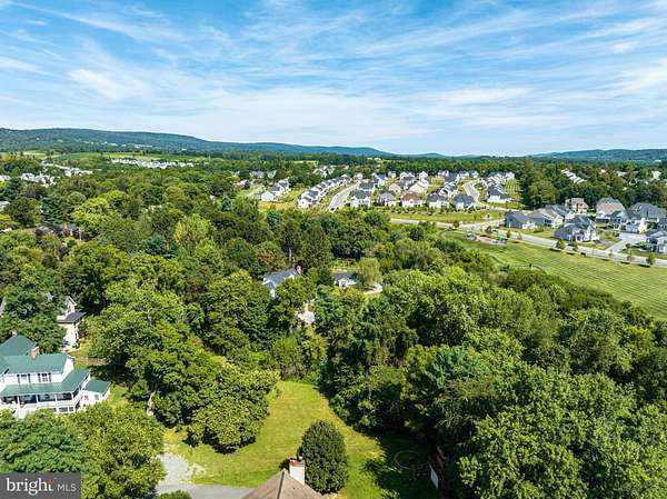 0.51 Acres of Land for Sale in Round Hill, Virginia