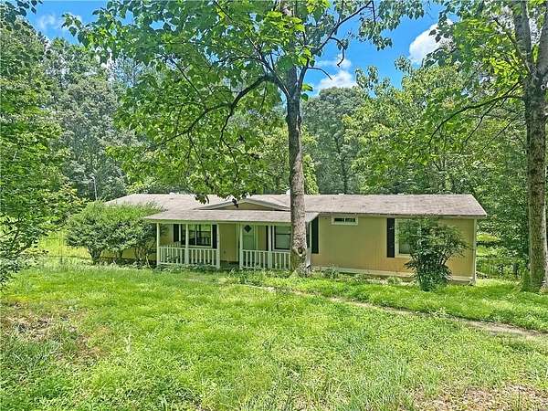 4.5 Acres of Residential Land with Home for Sale in Dallas, Georgia