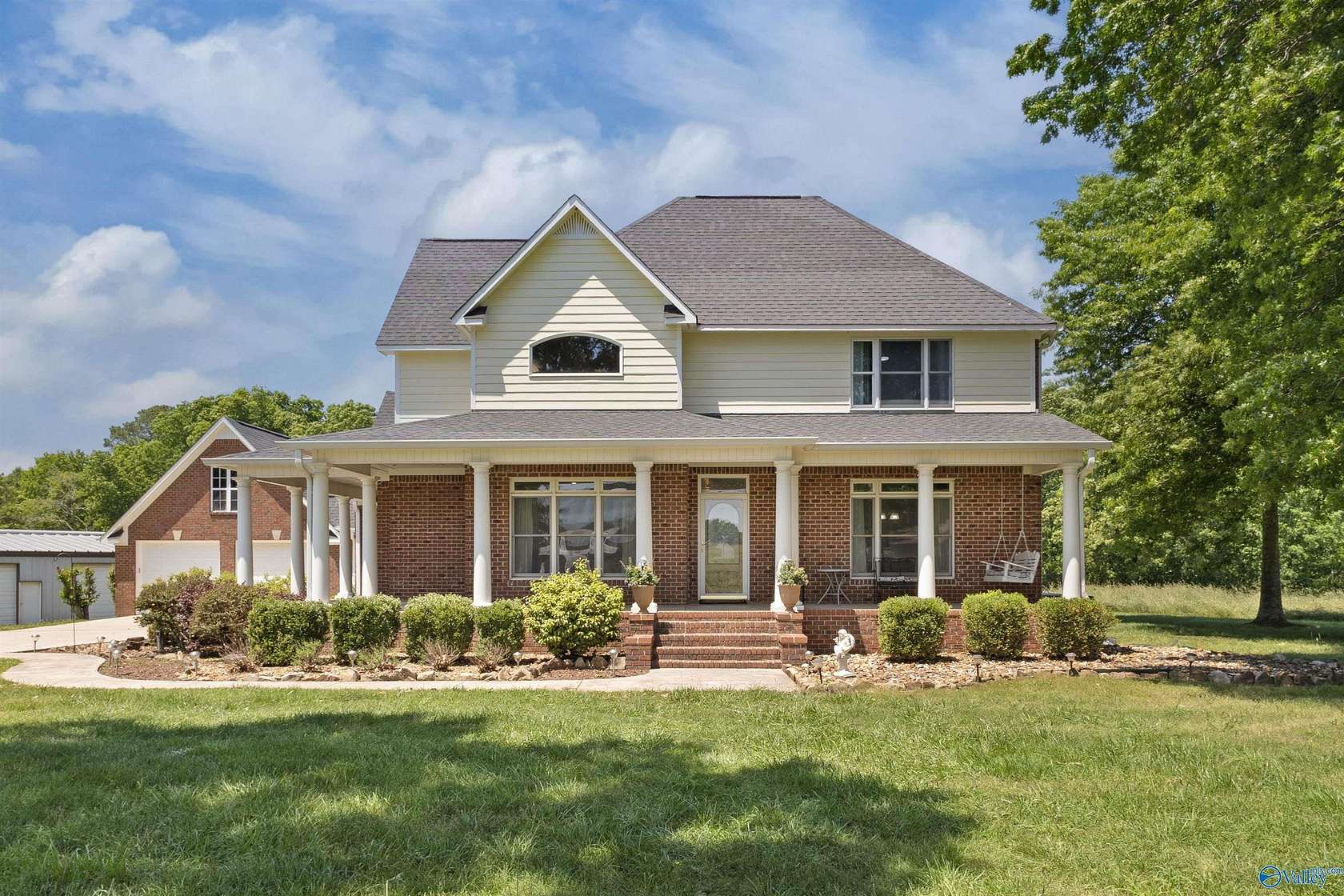 4.73 Acres of Land with Home for Sale in Boaz, Alabama