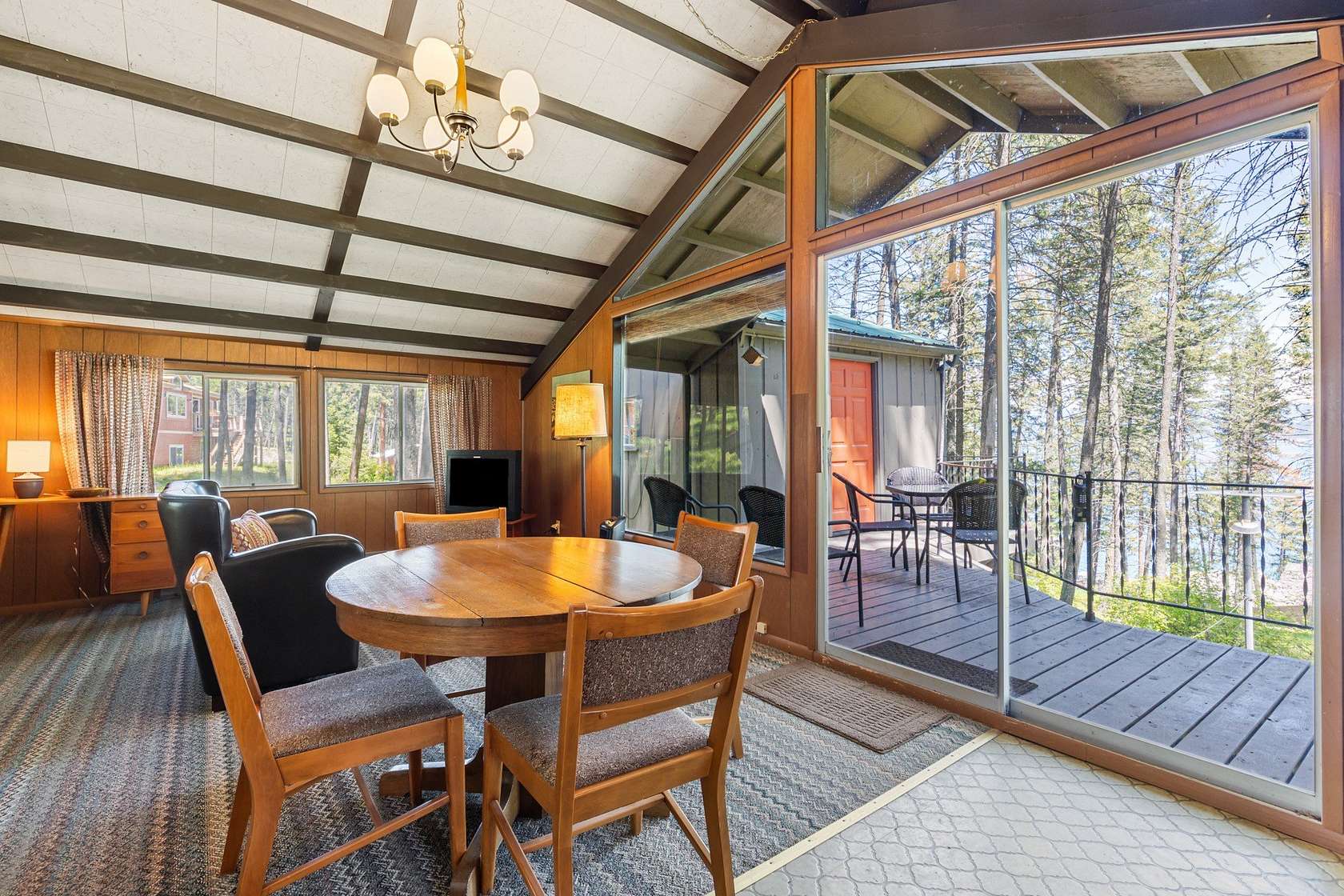 1 Acre of Residential Land with Home for Sale in Lakeside, Montana