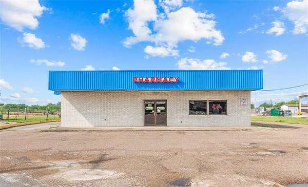 1.16 Acres of Mixed-Use Land for Sale in Orange Grove, Texas