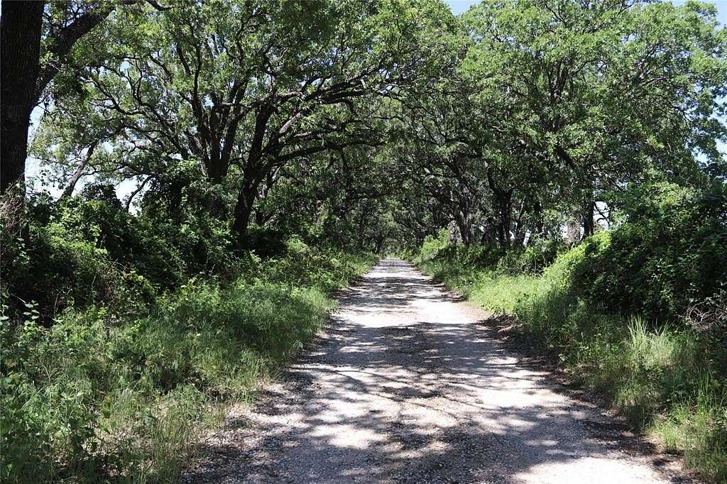 120 Acres of Land for Sale in Henrietta, Texas