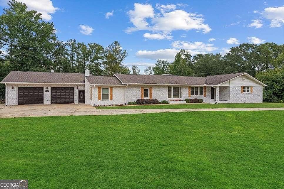 2.78 Acres of Residential Land with Home for Sale in Carrollton, Georgia