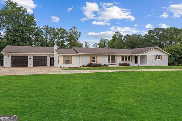 2.78 Acres of Residential Land with Home for Sale in Carrollton, Georgia