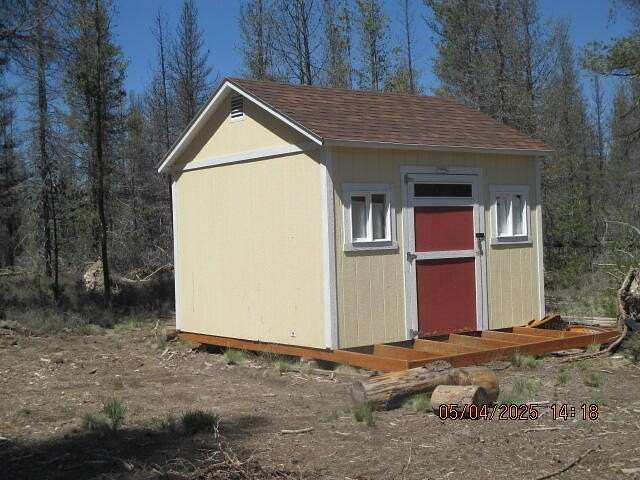 2.32 Acres of Residential Land for Sale in Chiloquin, Oregon