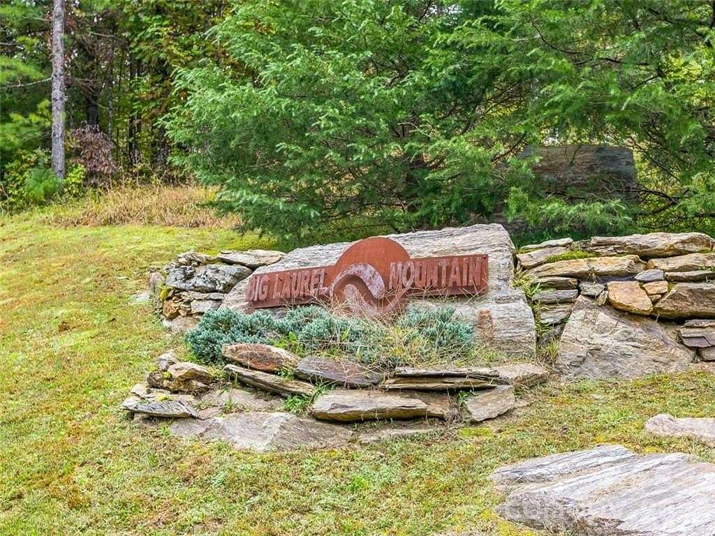 1.33 Acres of Residential Land for Sale in Mars Hill, North Carolina