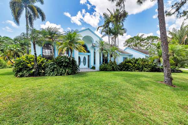 5 Acres of Land with Home for Sale in Palm Beach Gardens, Florida
