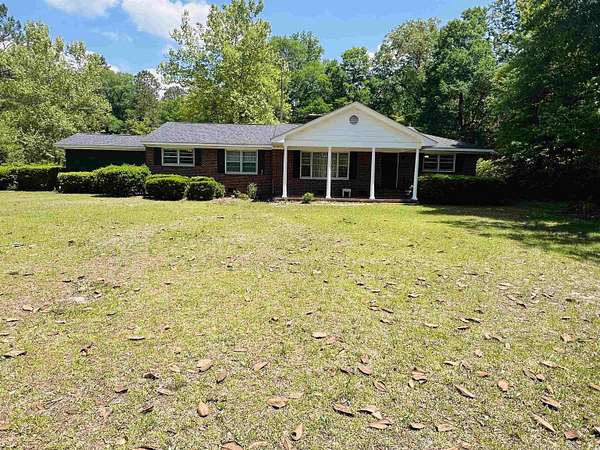 4.1 Acres of Residential Land with Home for Sale in Kingstree, South Carolina