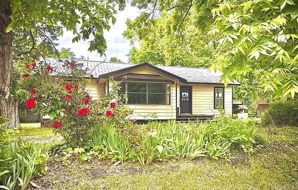 2 Acres of Residential Land with Home for Sale in Mountain View, Arkansas