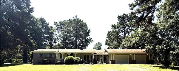 2.5 Acres of Land with Home for Sale in Russellville, Arkansas