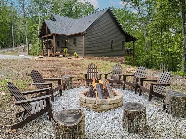 5.59 Acres of Residential Land with Home for Sale in Blue Ridge, Georgia