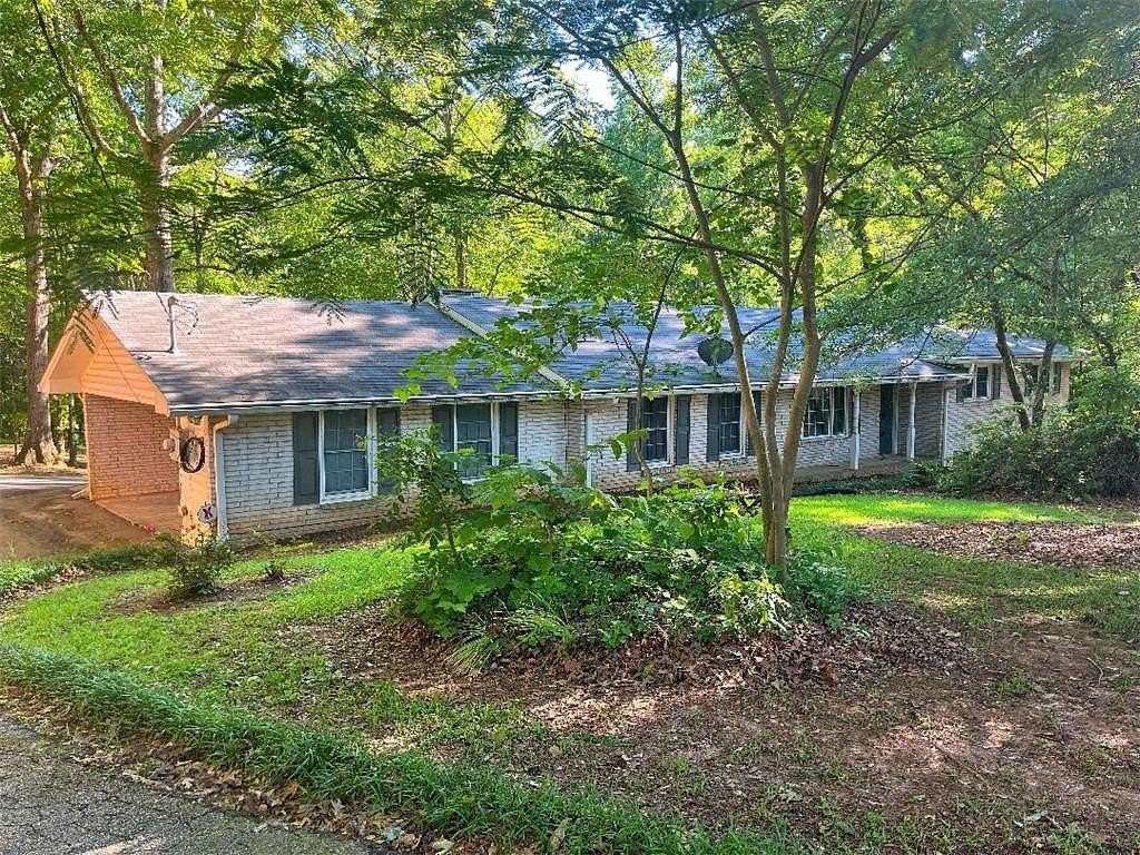 3.3 Acres of Improved Mixed-Use Land for Sale in Temple, Georgia