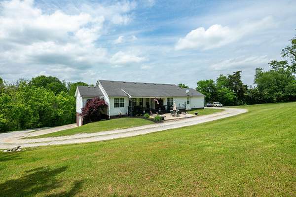 3.1 Acres of Residential Land with Home for Sale in Richmond, Kentucky