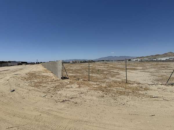 5 Acres of Commercial Land for Sale in Rosamond, California