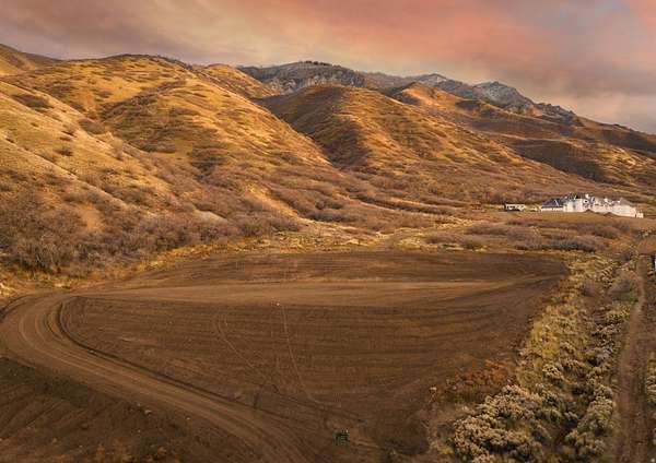 5.37 Acres of Residential Land for Sale in Santaquin, Utah