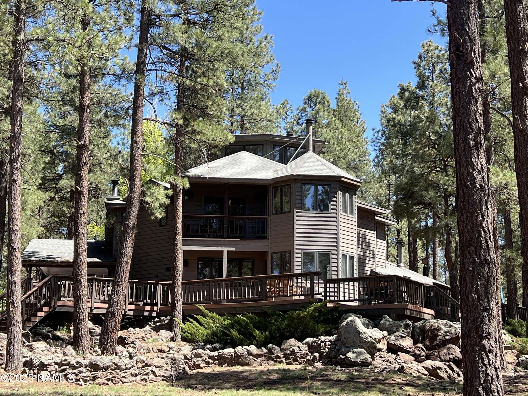 10.2 Acres of Land with Home for Sale in Parks, Arizona