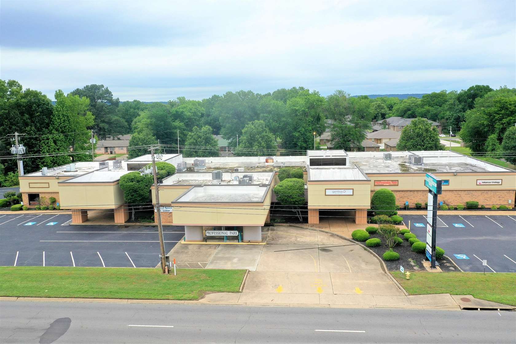 2.15 Acres of Improved Mixed-Use Land for Sale in Russellville, Arkansas