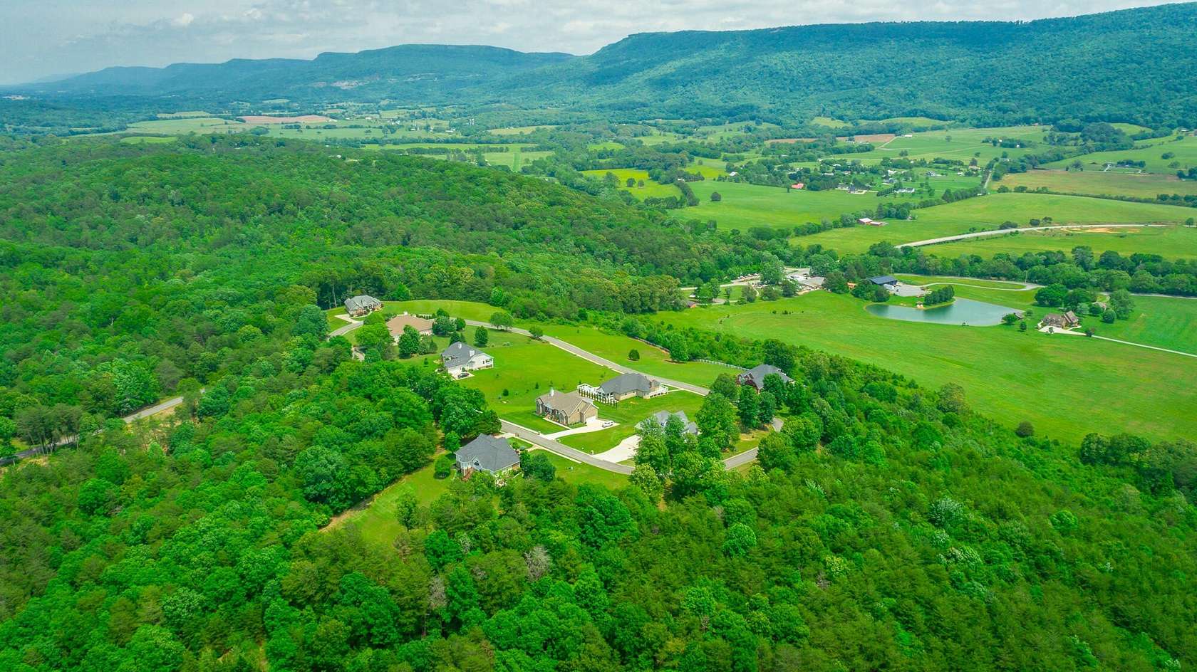 0.92 Acres of Residential Land for Sale in Dunlap, Tennessee