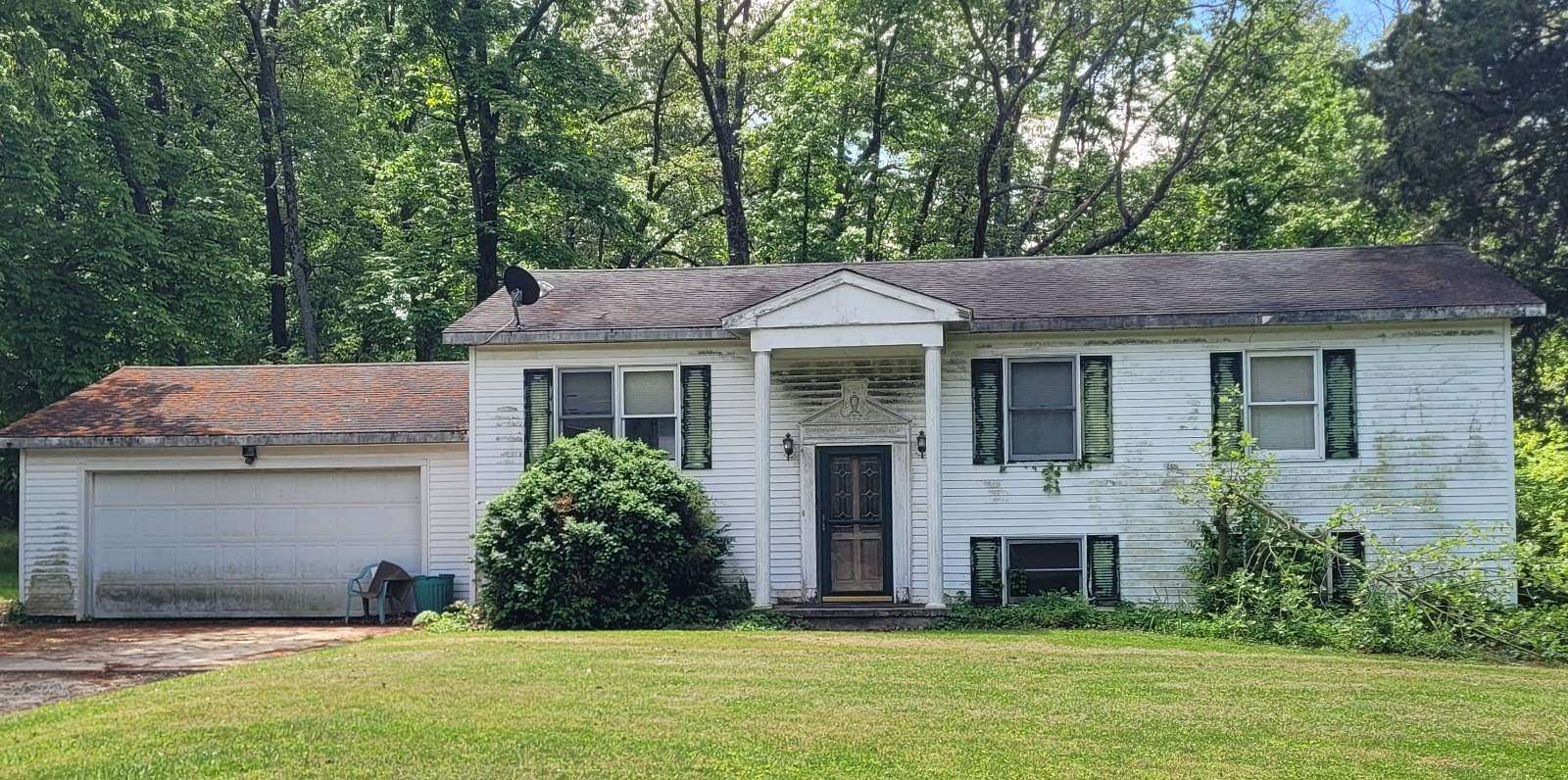 4.87 Acres of Land with Home for Sale in Robinson, Illinois