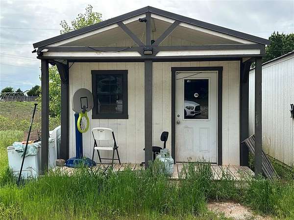 7.54 Acres of Improved Residential Land for Sale in Tecumseh, Oklahoma