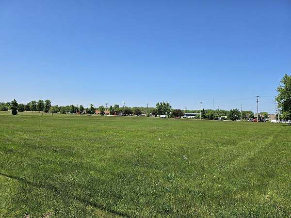 3.16 Acres of Commercial Land for Sale in Cary, Illinois