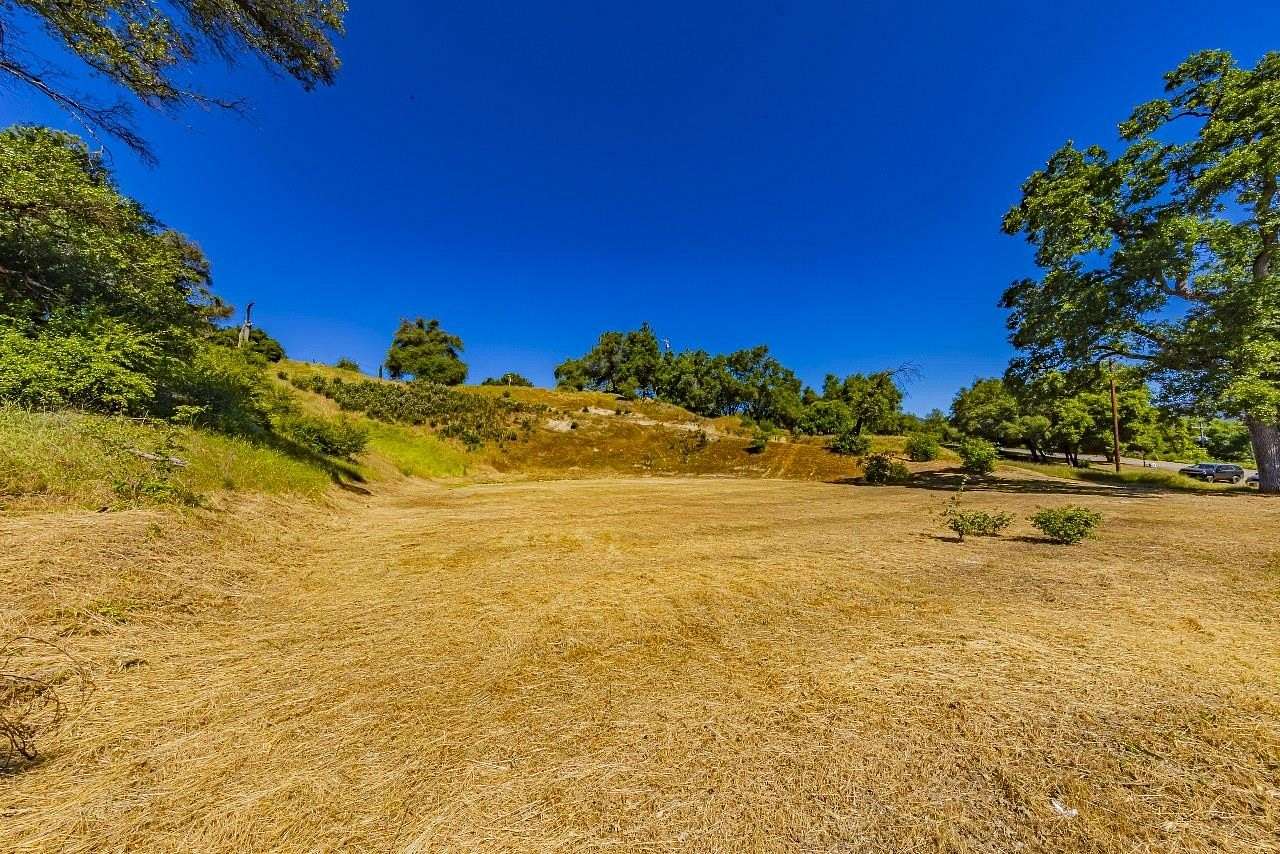 1.76 Acres of Residential Land for Sale in Ahwahnee, California