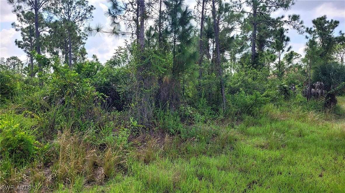0.25 Acres of Land for Sale in Lehigh Acres, Florida