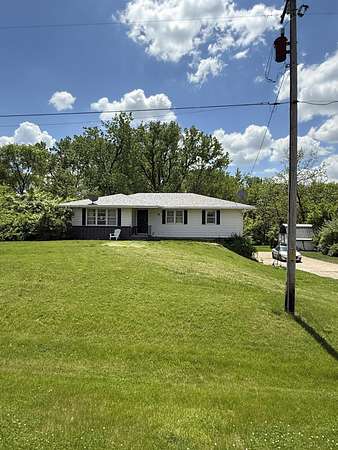 2.69 Acres of Land with Home for Sale in Pleasant Hill, Iowa