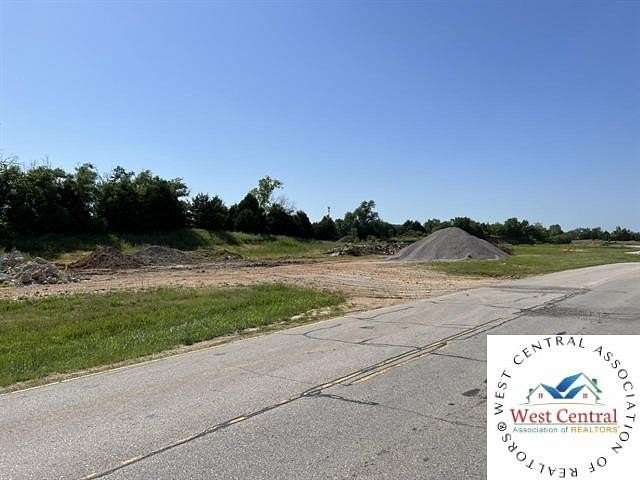 4 Acres of Commercial Land for Sale in Warsaw, Missouri