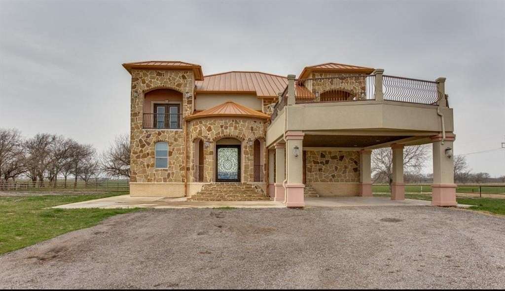 158 Acres of Land with Home for Sale in Cleburne, Texas