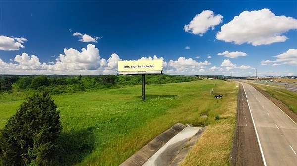 14.3 Acres of Commercial Land for Sale in Dallas, Texas