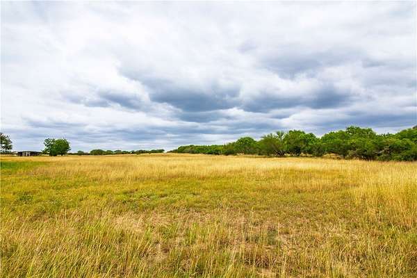 5 Acres of Residential Land for Sale in Beeville, Texas
