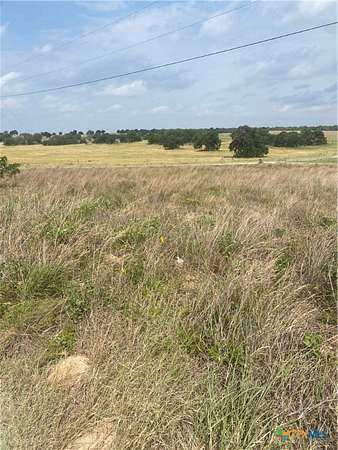 1 Acre of Residential Land for Sale in La Vernia, Texas