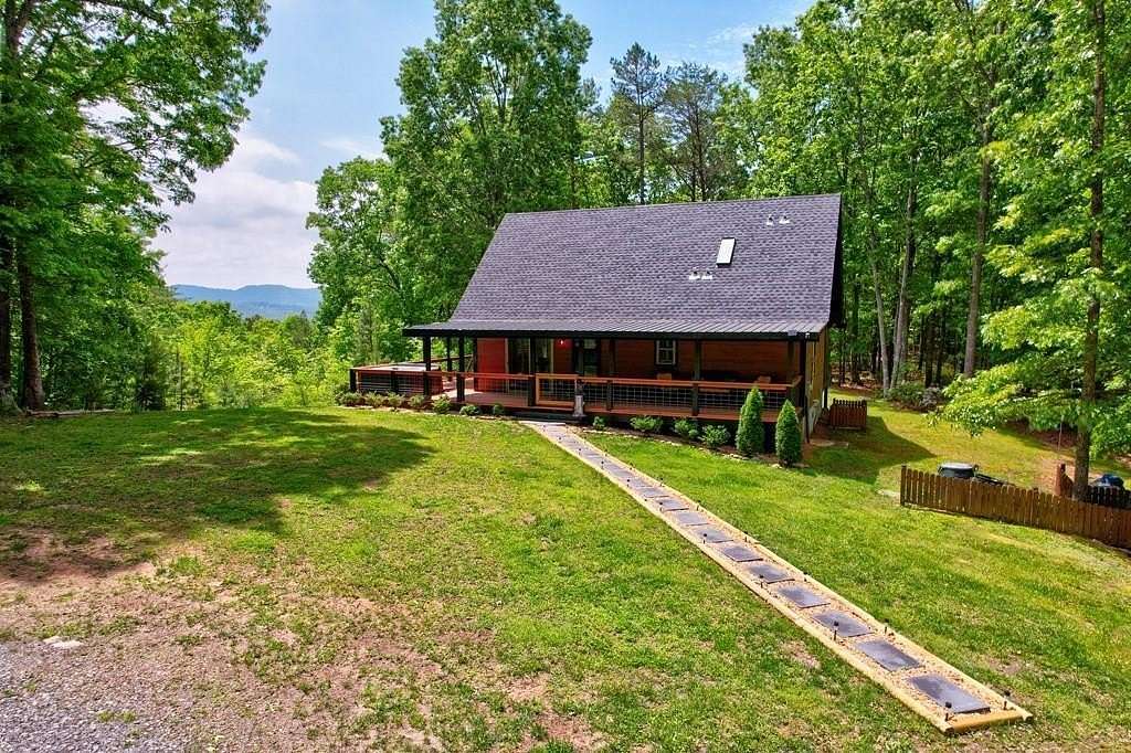 3.29 Acres of Residential Land with Home for Sale in Mineral Bluff, Georgia