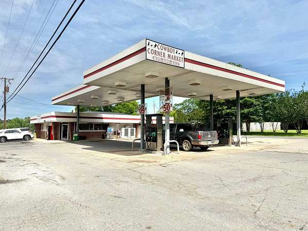 1.62 Acres of Improved Commercial Land for Sale in Prattsville, Arkansas