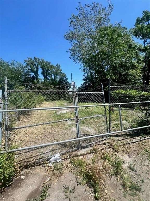 0.1 Acres of Commercial Land for Sale in Kansas City, Missouri