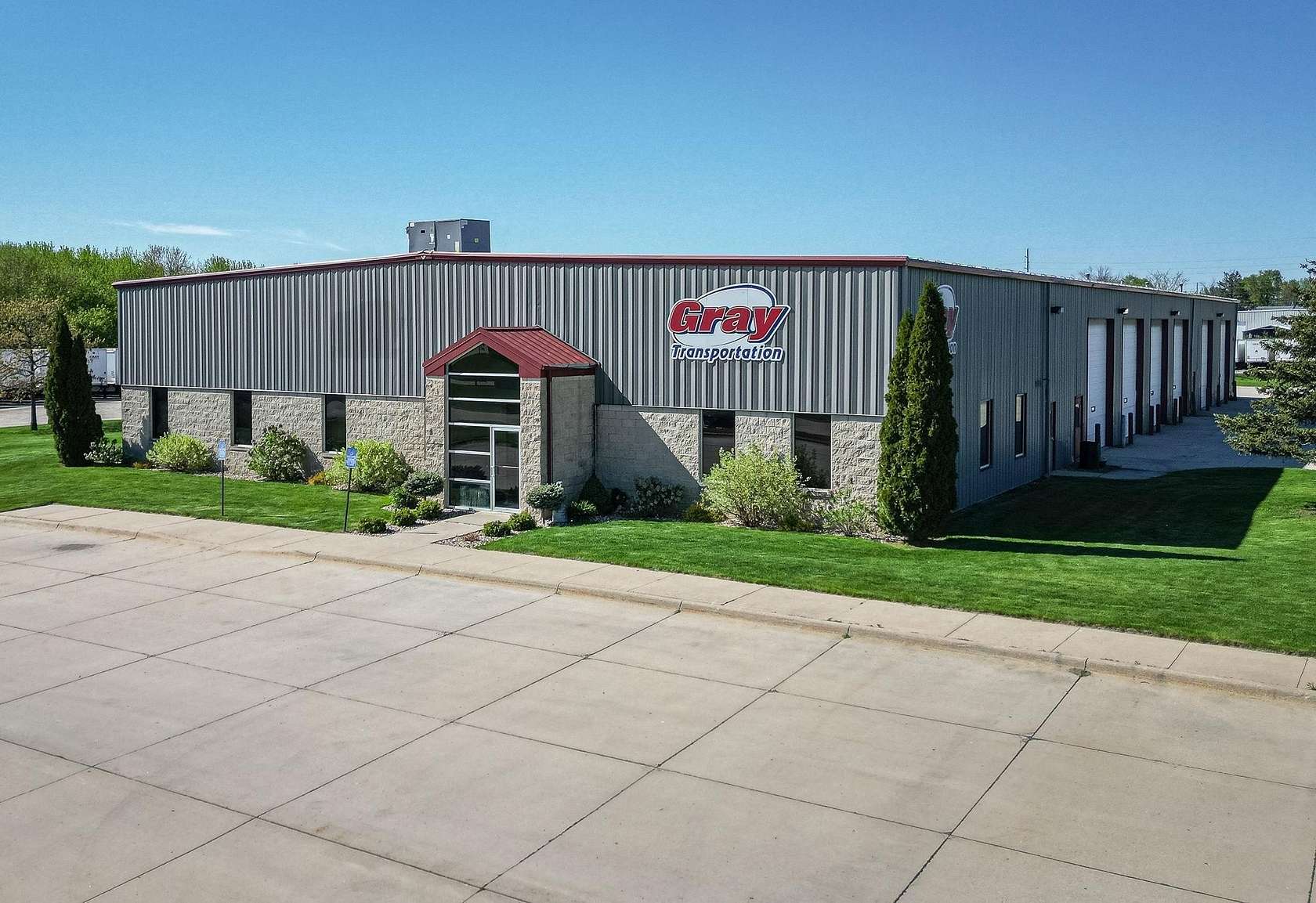 10.1 Acres of Improved Commercial Land for Sale in Waterloo, Iowa