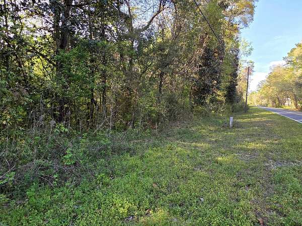 0.95 Acres of Land for Sale in Tallahassee, Florida