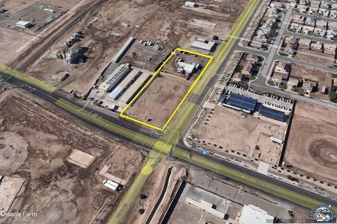 2.12 Acres of Mixed-Use Land for Sale in Imperial, California