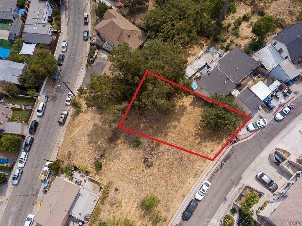 0.1 Acres of Land for Sale in Los Angeles, California