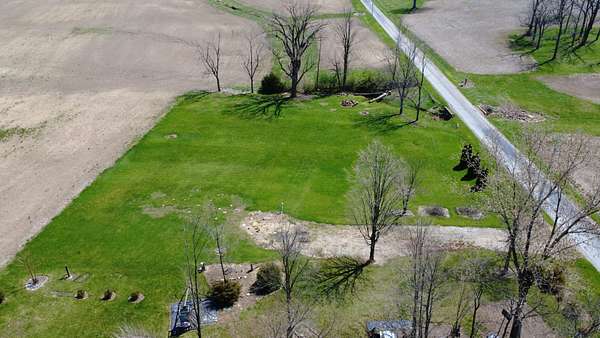 1.5 Acres of Residential Land for Sale in La Fontaine, Indiana
