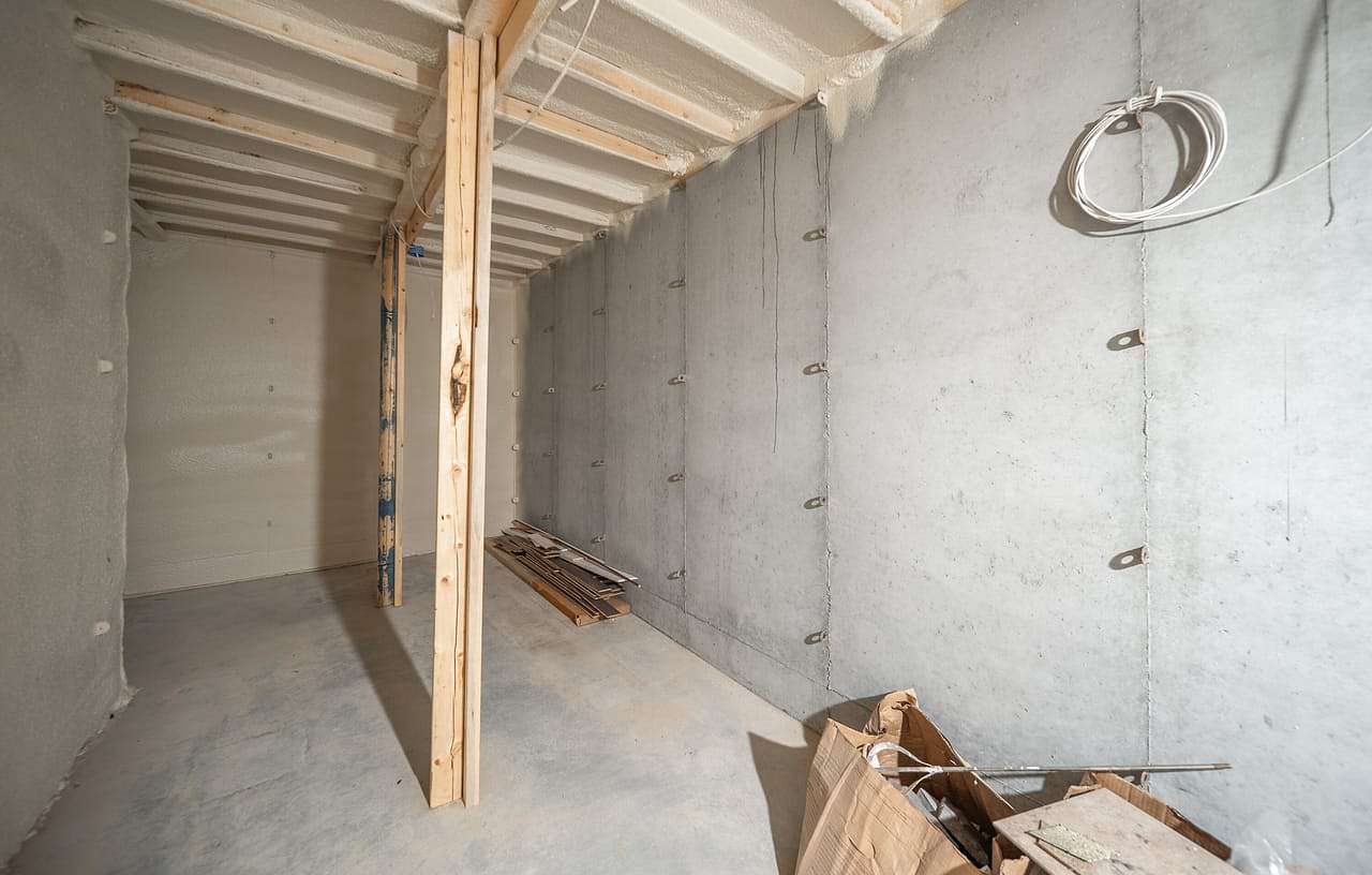 10 Acres of Recreational Land with Home for Sale in Lincoln, Missouri