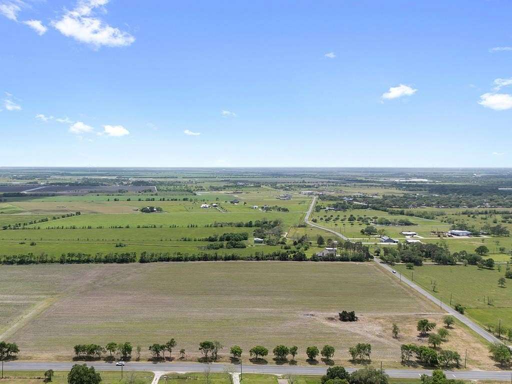 5 Acres of Residential Land for Sale in Bay City, Texas