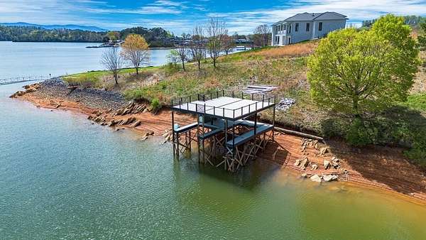 2.16 Acres of Residential Land for Sale in Abingdon, Virginia