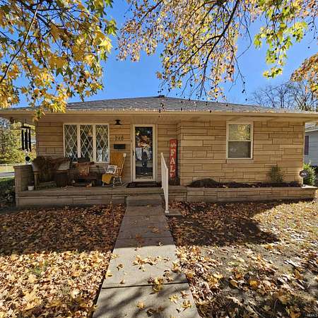2.1 Acres of Residential Land with Home for Sale in Linton, Indiana