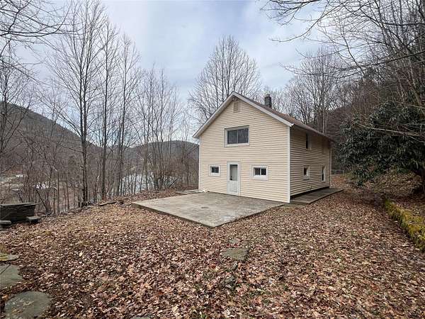 3 Acres of Land for Sale in Hancock, New York