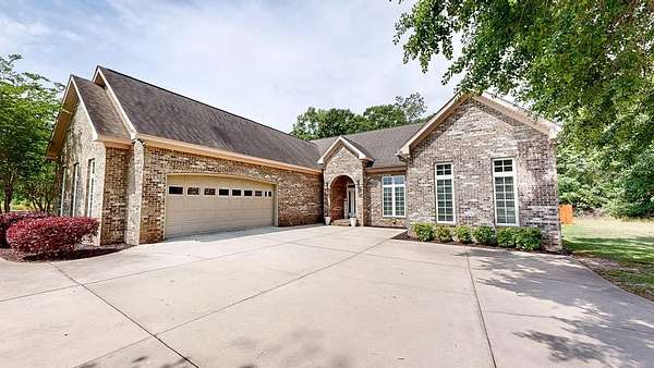 7.19 Acres of Residential Land with Home for Sale in Dothan, Alabama
