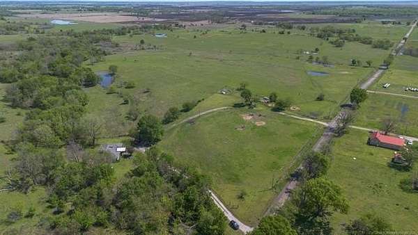33 Acres of Recreational & Residential Land for Sale in Vinita, Oklahoma