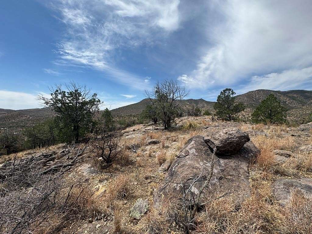 5.65 Acres of Land for Sale in Fort Davis, Texas